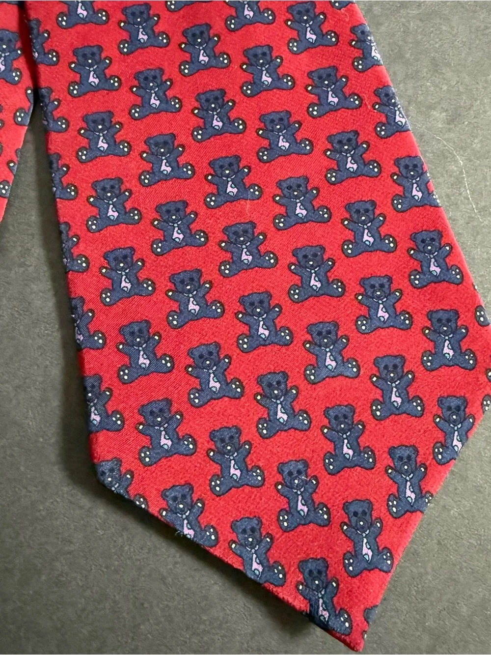 Red Men's Tie with Navy Teddy Bear Motif Novelty Fun Silk Collectible